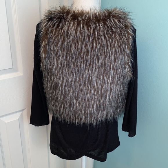 ESCIO Faux Fur Vest - Picture 9 of 14